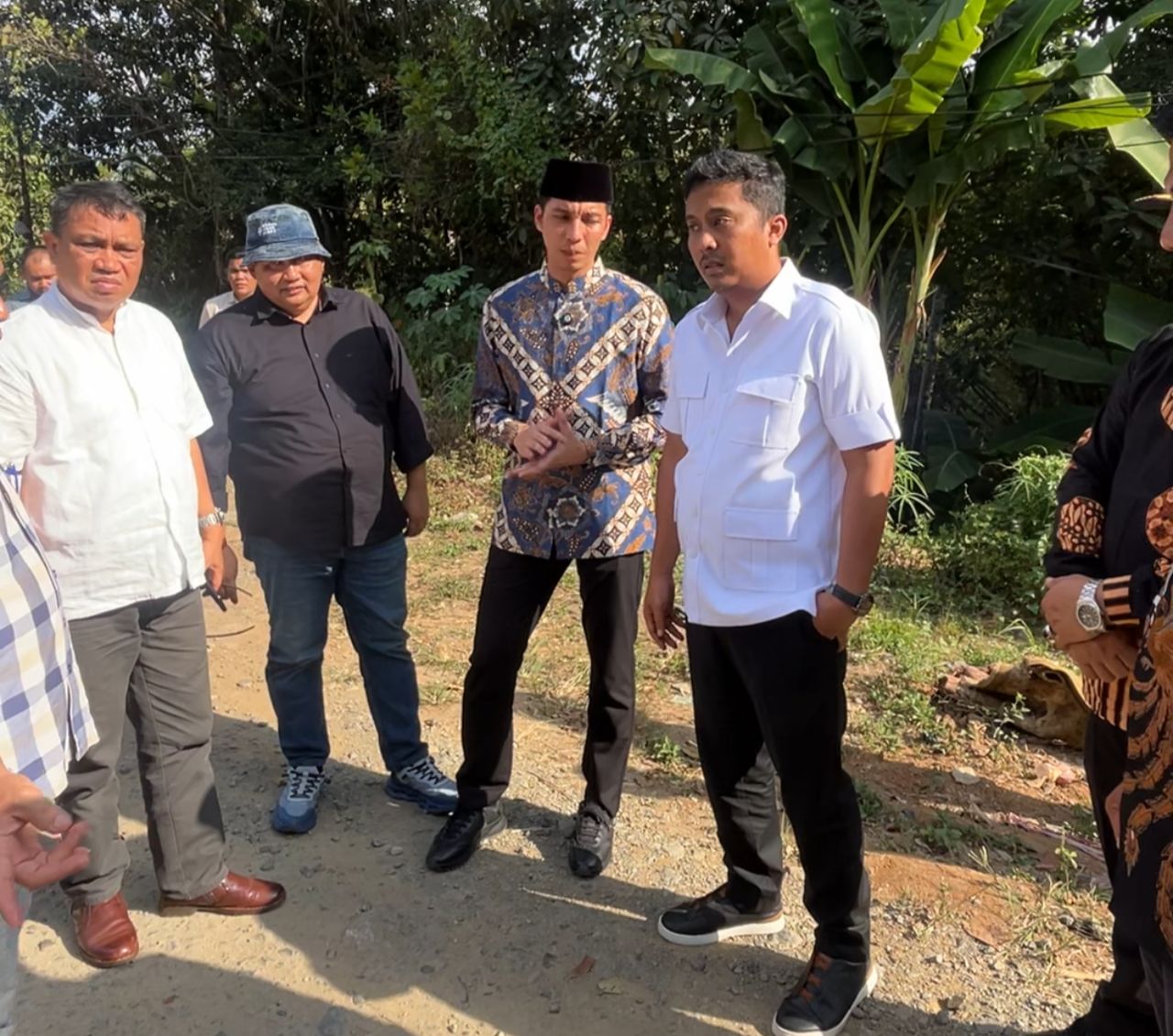 pemprov-sumbar-siapkan-perbaikan-bertahap-jalan-rusak-di-sawahlunto