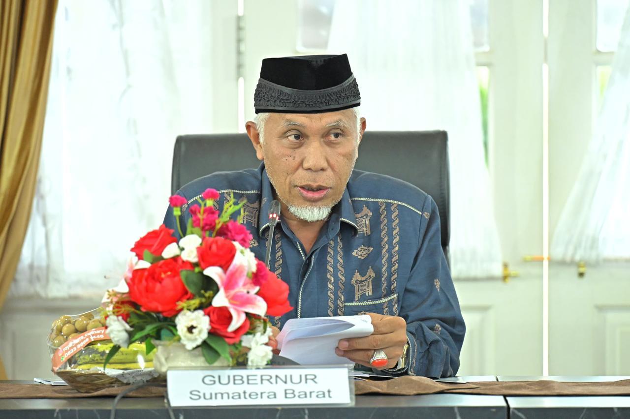 gubernur-sumbar-mahyeldi-dianugerahi-gelar-doktor-hc-oleh-aui-malaysia