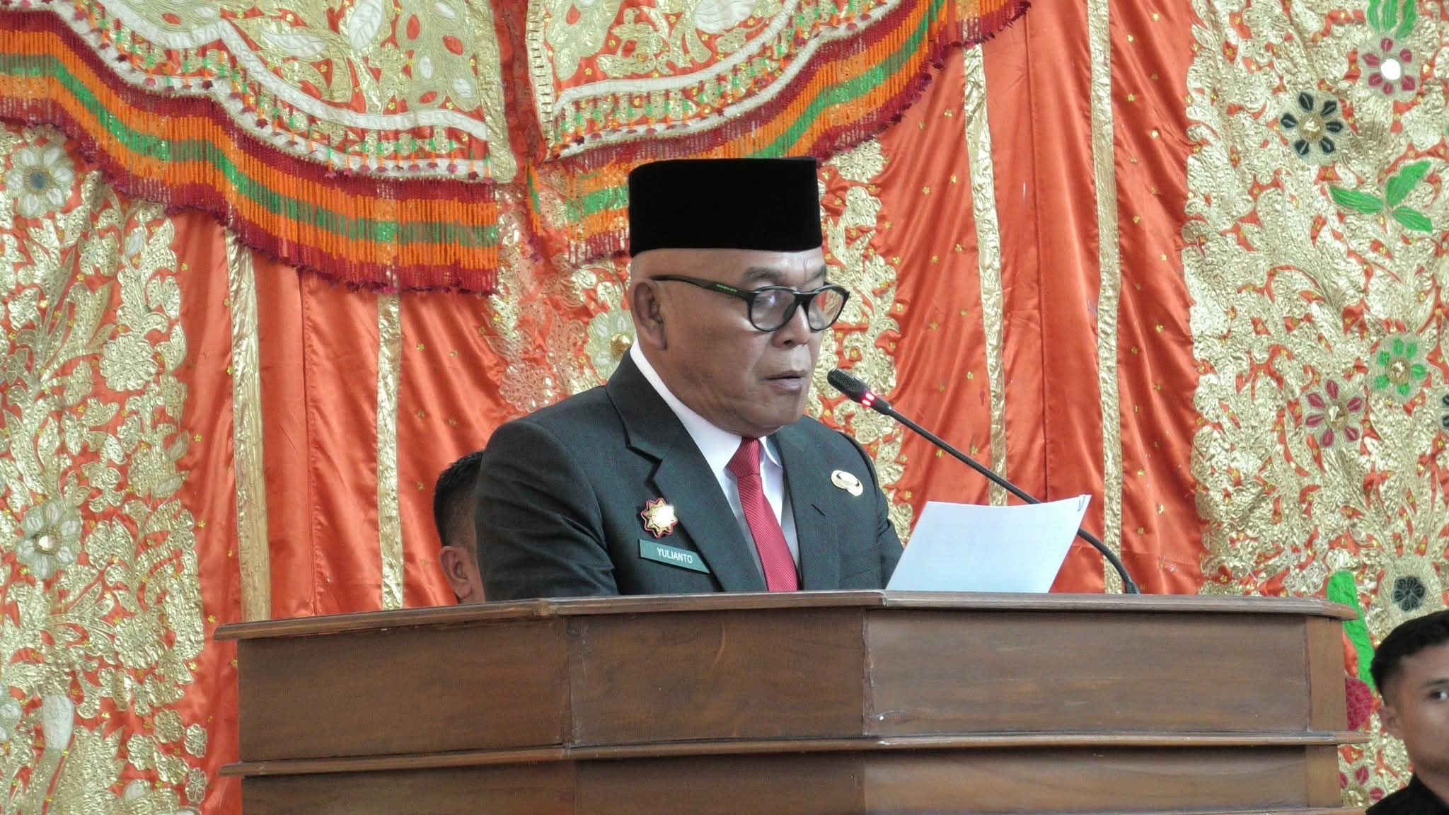 realisasi-pendapatan-daerah-masih-rendah,-bupati-pasbar-komit-transparansi-pemerintahan