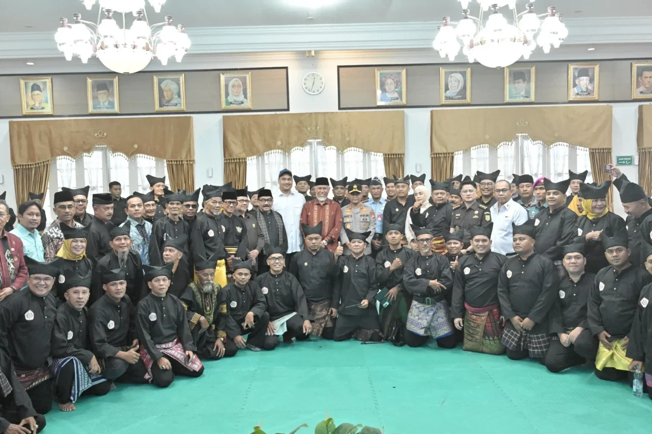 menpora-dorong-silat-masuk-olimpiade,-sumbar-diandalkan-sebagai-basis-pengembangan