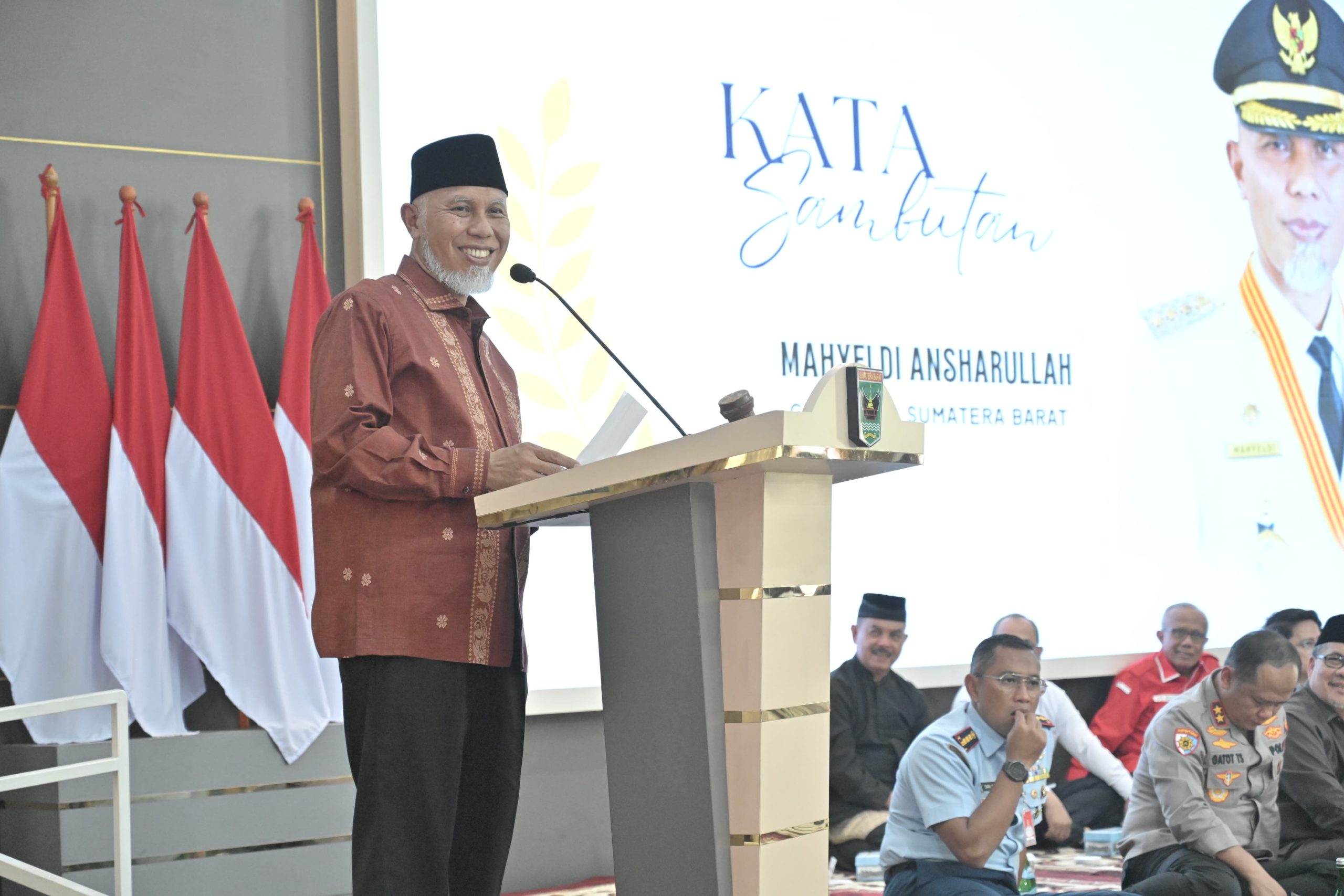 gubernur-mahyeldi:-silat-tidak-hanya-soal-beladiri-tapi-juga-bagian-pendidikan-karakter
