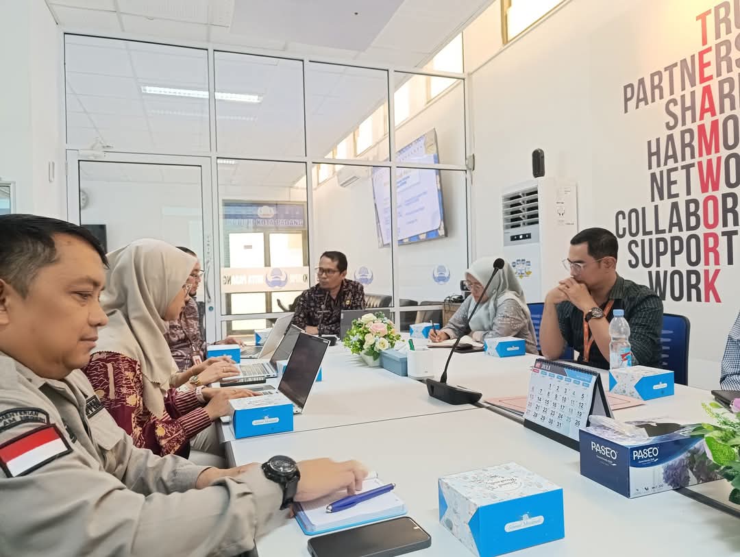 ikut-program-kejar-2025,-pemko-padang-dorong-pelajar-punya-rekening-di-bank ikut-program-kejar-2025,-pemko-padang-dorong-pelajar-punya-rekening-di-bank