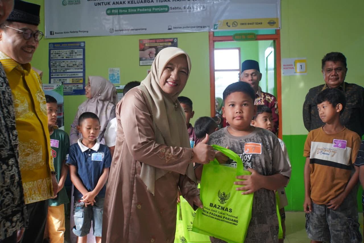 71-anak-ikuti-khitanan-massal-di-rsi-yarsi-ibnu-sina-padang-panjang 71-anak-ikuti-khitanan-massal-di-rsi-yarsi-ibnu-sina-padang-panjang