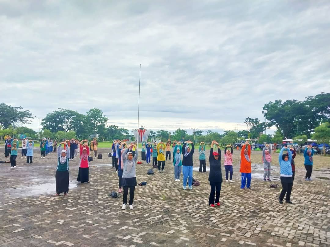 mulai-9-juli-2025,-pemko-padang-jadikan-fase-vii-pasar-raya-tempat-berolahraga-asn
