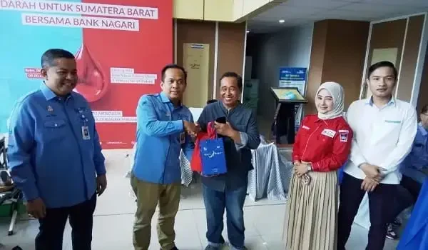 demi-kemanusiaan-bank-nagari-menggelar-aksi-donor-darah demi-kemanusiaan-bank-nagari-menggelar-aksi-donor-darah