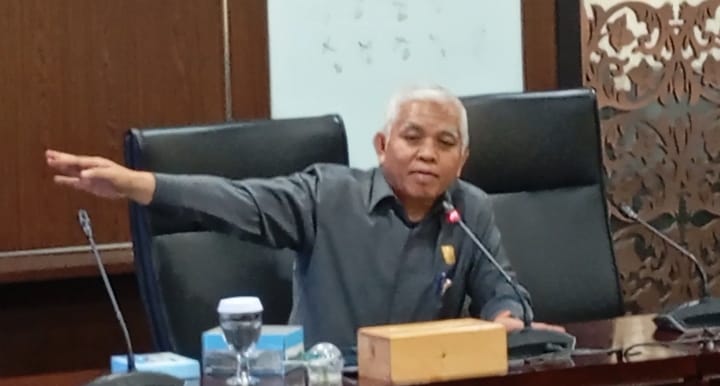 komisi-v-matangkan-pembahasan-ranperda-fasilitasi-penyelenggaraan-pesantren
