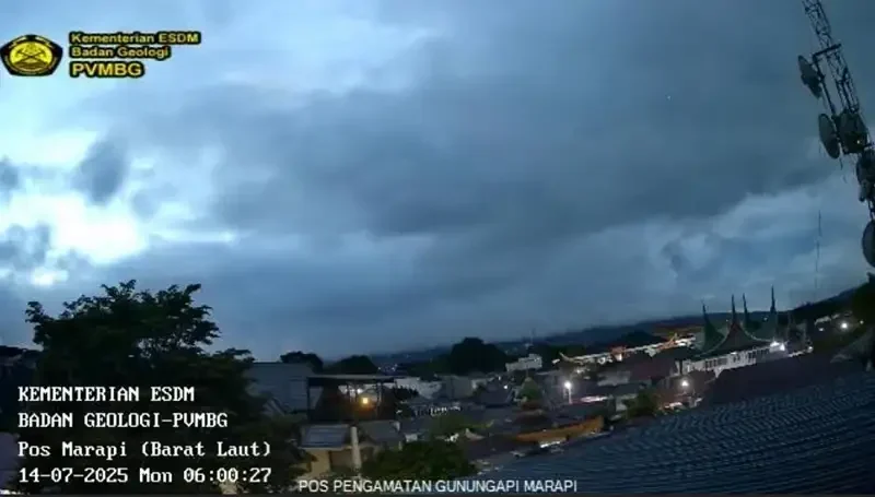 gunung-marapi-dini-hari-tadi-erupsi gunung-marapi-dini-hari-tadi-erupsi