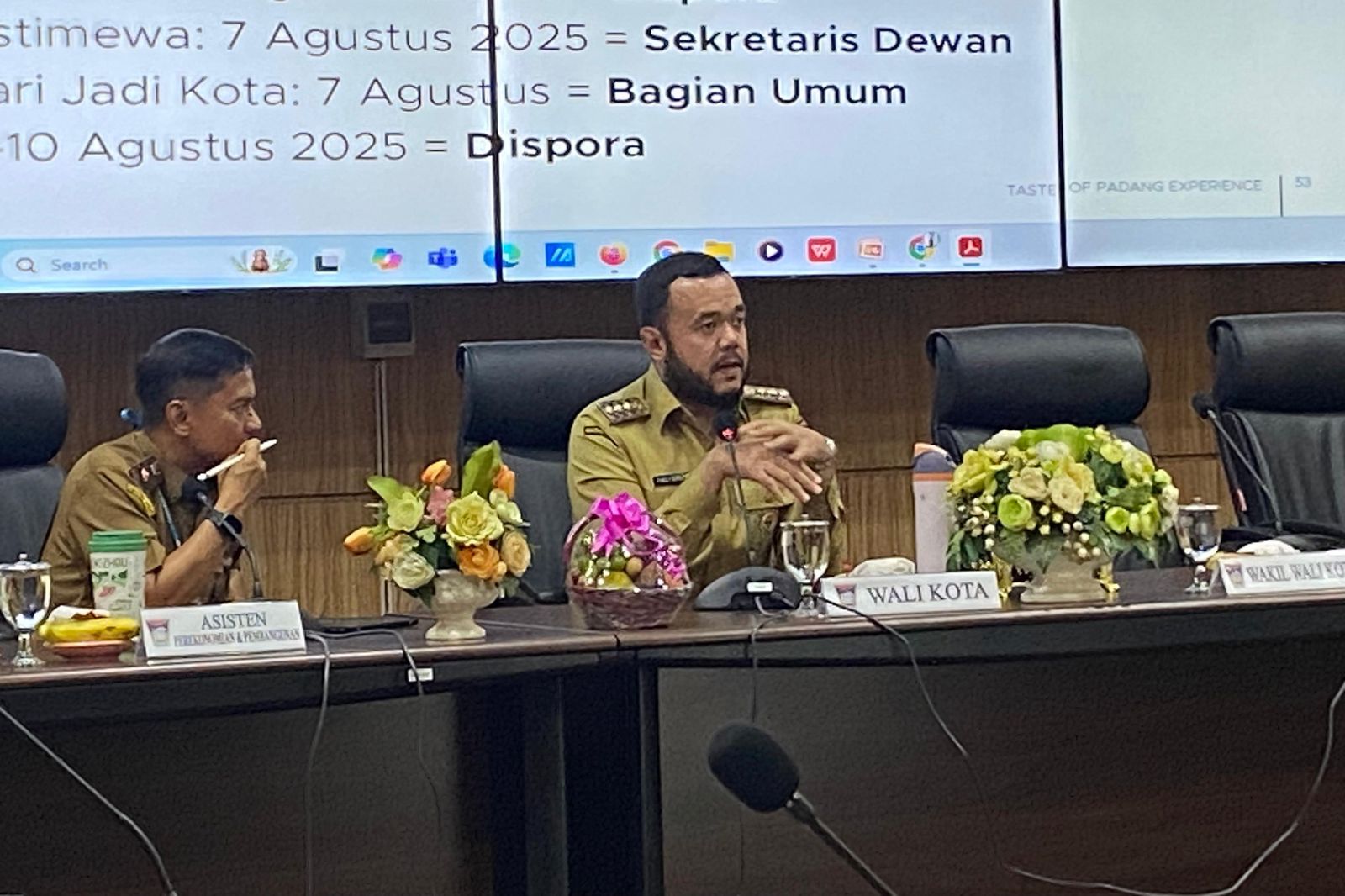 wako-fadly-amran-pimpin-rapat-persiapan-hari-jadi-kota-padang-ke-356 wako-fadly-amran-pimpin-rapat-persiapan-hari-jadi-kota-padang-ke-356