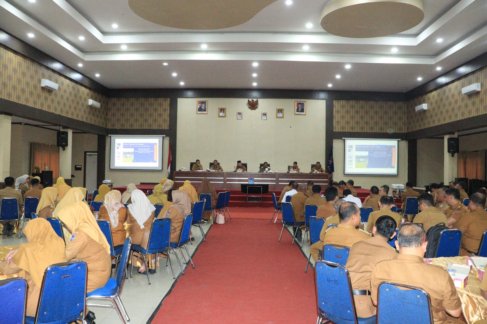 rakor-pemko-payakumbuh-tahun-2025-untuk-evaluasi-kinerja-dan-memperkuat-koordinasi rakor-pemko-payakumbuh-tahun-2025-untuk-evaluasi-kinerja-dan-memperkuat-koordinasi