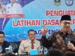 ketua-dprd-sumbar-bekali-siswa-smk-pelatihan-dasar-kepemimpinan