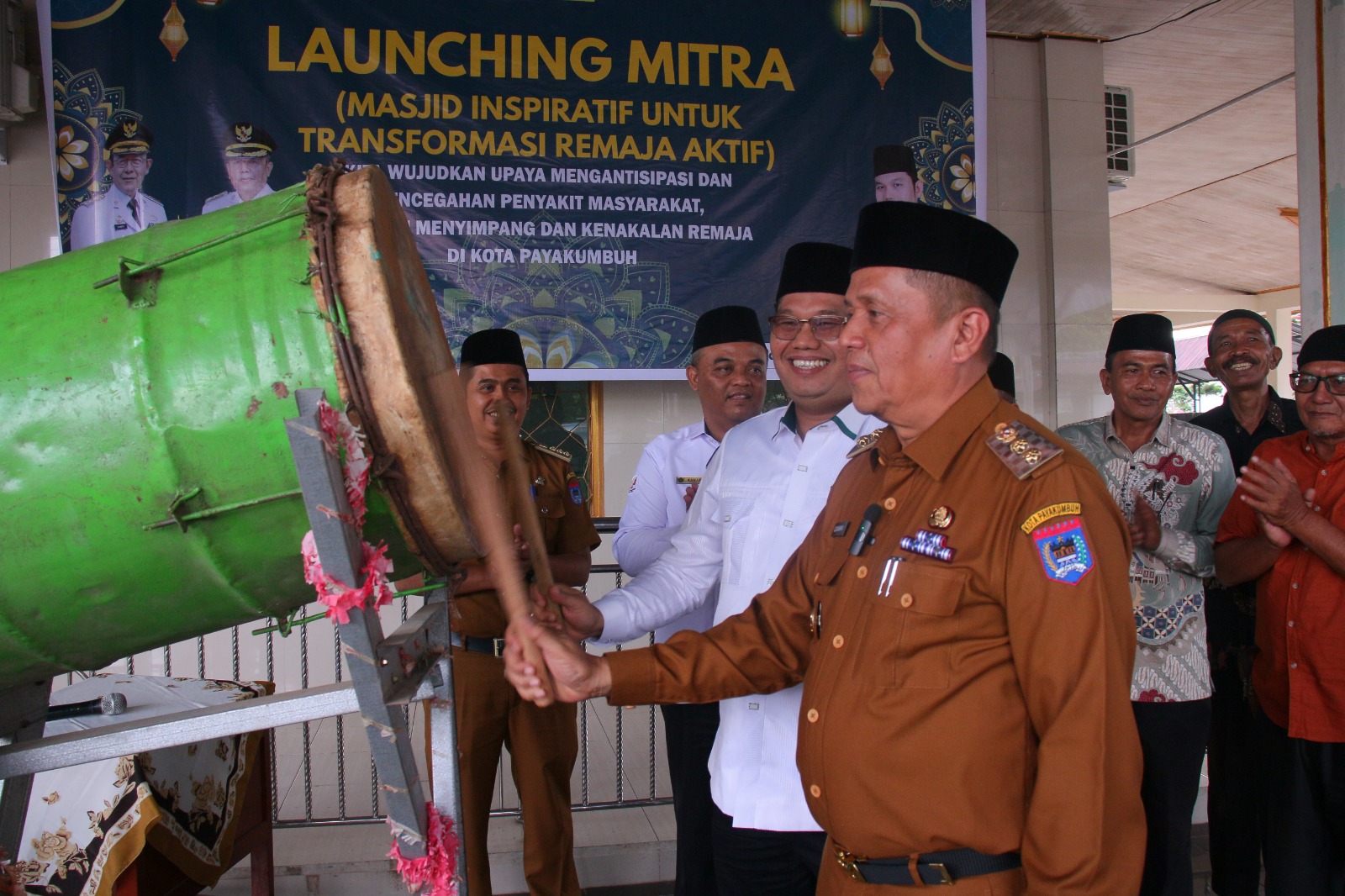 wawako-payakumbuh-luncurkan-program-masjid-inspiratif-untuk-transformasi-remaja-aktif wawako-payakumbuh-luncurkan-program-masjid-inspiratif-untuk-transformasi-remaja-aktif