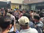 demo-warga-sei-kamuyang,-tuntut-wali-nagari-mundur 