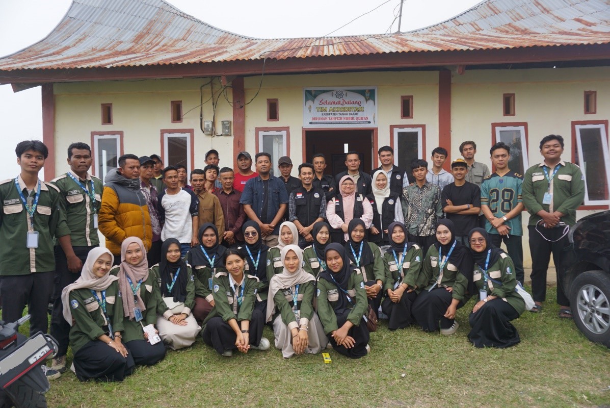 fmipa-unp-dan-mahasiswa-kkn-tematik-biologi-promosikan-program-sdgs-life-on-land-melalui-workshop-fotografi fmipa-unp-dan-mahasiswa-kkn-tematik-biologi-promosikan-program-sdgs-life-on-land-melalui-workshop-fotografi