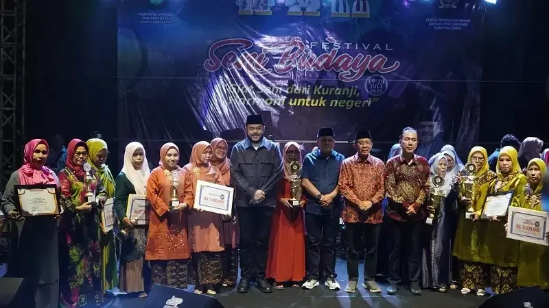 walikota-ajak-warga-padang-sukseskan-hari-jadi-kota-ke-356 walikota-ajak-warga-padang-sukseskan-hari-jadi-kota-ke-356
