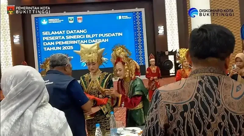 pemko-bukittinggi-komit-dukung-kualitas-pendidikan pemko-bukittinggi-komit-dukung-kualitas-pendidikan