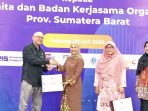 gandeng-bi-dan-ojk-sumbar,-200-anggota-dharma-wanita-persatuan-dan-bkow-update-pemahaman-perlindungan-konsumen