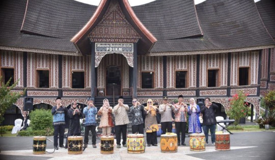 festival-pamenan-minangkabau-#2:-ruang-perempuan,-budaya-dan-masa-depan-di-rumah-gadang festival-pamenan-minangkabau-#2:-ruang-perempuan,-budaya-dan-masa-depan-di-rumah-gadang