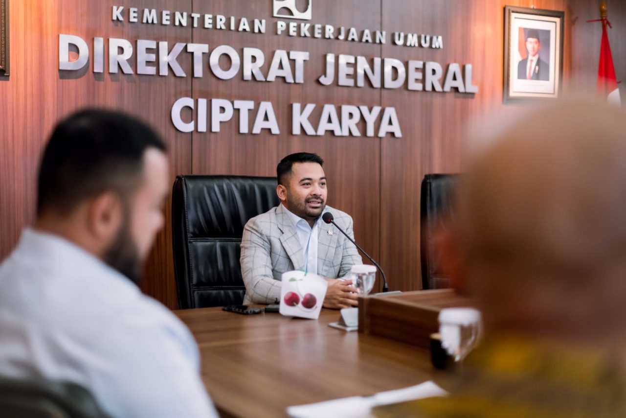 zigo-dan-fadly-temui-dirjen-cipta-karya,-terungkap-rp75-miliar-bangun-spam-palukahan-taban-3 zigo-dan-fadly-temui-dirjen-cipta-karya,-terungkap-rp75-miliar-bangun-spam-palukahan-taban-3