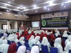 pertemuan-daerah-dharmayukti-karini-sumbar-di-payakumbuh,-diisi-lomba-merangkai-toga