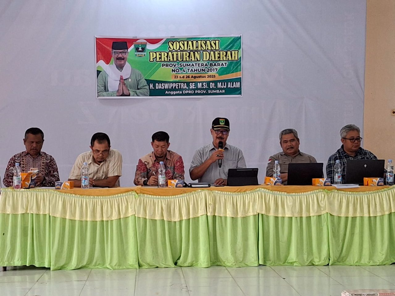 anggota-dprd-sumbar-daswipetra-sosialisasikan-perda-pengusahaan-air-tanah-di-kota-solok anggota-dprd-sumbar-daswipetra-sosialisasikan-perda-pengusahaan-air-tanah-di-kota-solok