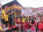 wali-kota-padang-lepas-gerak-jalan-santai-dan-aksi-bersih-lingkungan-di-pasar-gadang