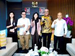bertemu-menkomdigi,-ahmad-munir-janji-wujudkan-persatuan-pwi-dengan-akomodir-hendry-cs