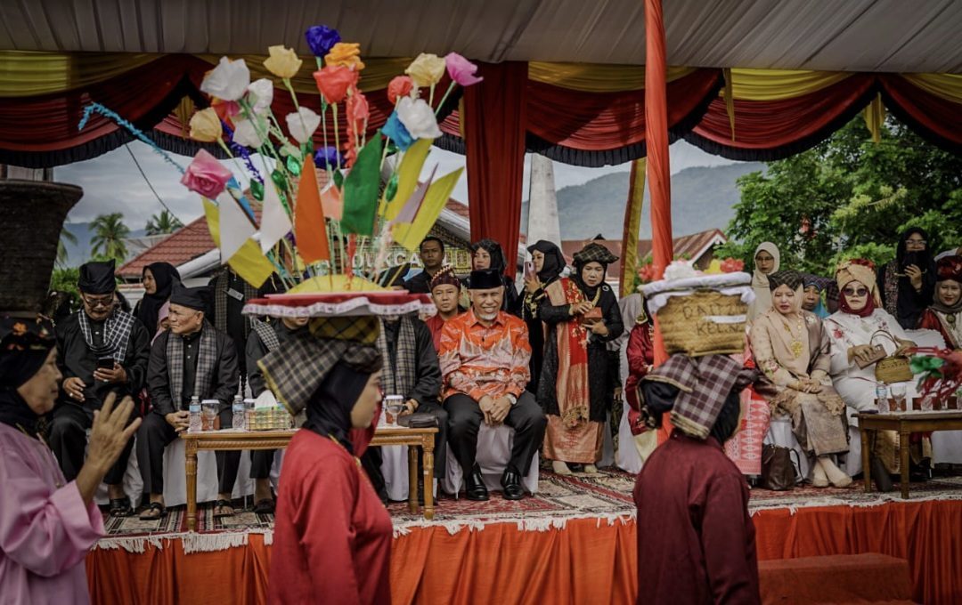 gubernur-mahyeldi-hadiri-rang-solok-baralek-gadang-2025,-mari-sinergi-majukan-pariwisata