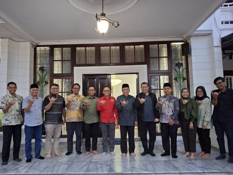 terima-silarurahmi-tim-bnpt,-wawako-buya-maigus-nasir-tegaskan-warga-padang-toleran terima-silarurahmi-tim-bnpt,-wawako-buya-maigus-nasir-tegaskan-warga-padang-toleran