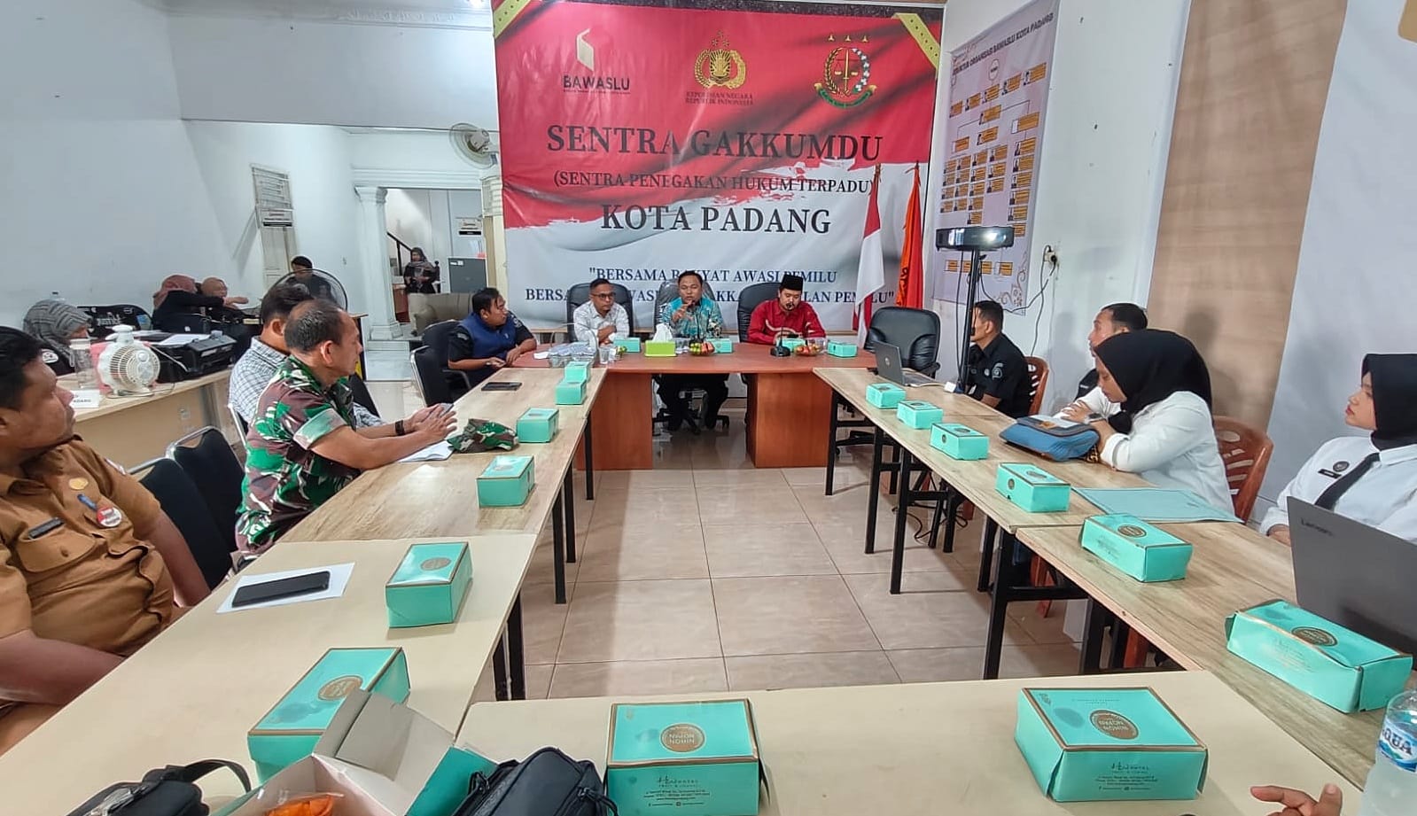 bawaslu-padang-perkuat-pengawasan-data-pemilih bawaslu-padang-perkuat-pengawasan-data-pemilih