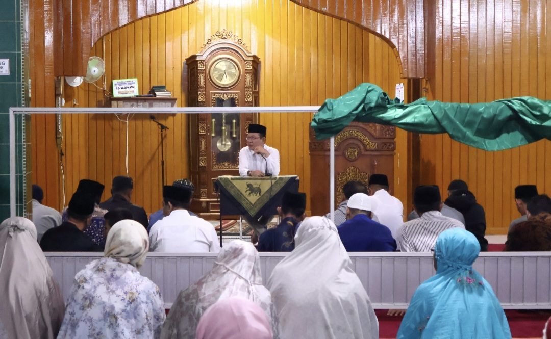 wako-zulmaeta-subuh-berjamaah-di-aur-kuning,-masyarakat-harapkan-hidupkan-kawasan-wisata-gadih-agik wako-zulmaeta-subuh-berjamaah-di-aur-kuning,-masyarakat-harapkan-hidupkan-kawasan-wisata-gadih-agik
