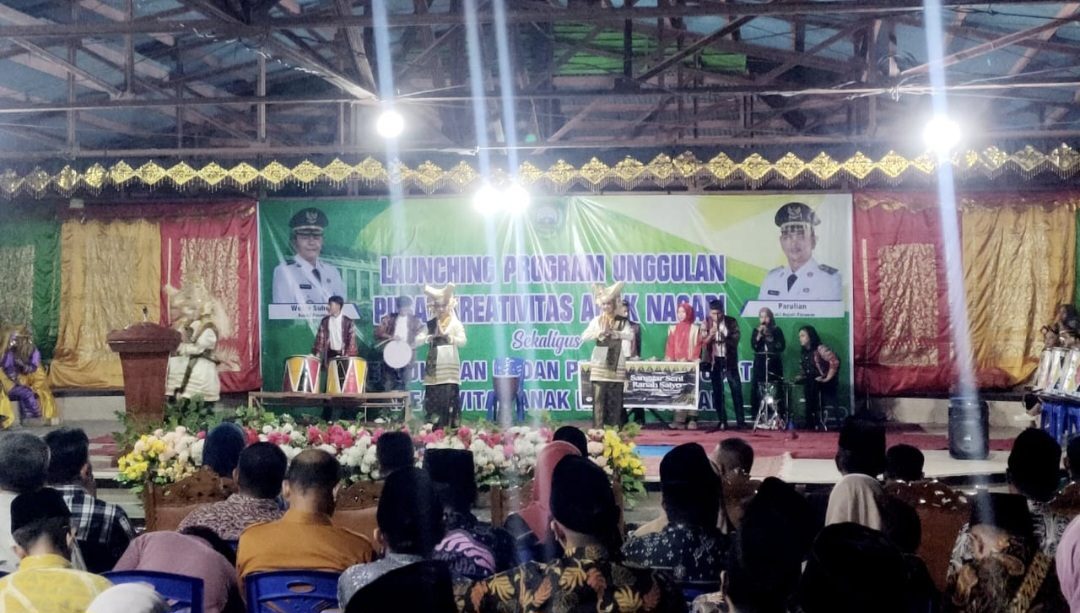 bupati-welly-suhery-kukuhkan-badan-pengelola-pusat-kreativitas-anak-nagari-pauah bupati-welly-suhery-kukuhkan-badan-pengelola-pusat-kreativitas-anak-nagari-pauah