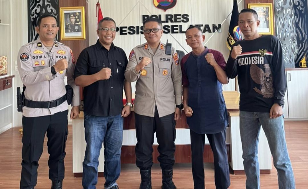ketua-pwi-pessel-dan-kapolres-sepakat-bersinergi-berantas-hoax-dan-ciptakan-harkamtibmas ketua-pwi-pessel-dan-kapolres-sepakat-bersinergi-berantas-hoax-dan-ciptakan-harkamtibmas