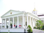pwi-pusat-prihatin-pencabutan-kartu-liputan-istana-wartawan-cnn-indonesia