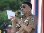 bupati-hendrajoni-ingatkan-aparatur-pessel-jangan-main-judi-online-dan-narkoba