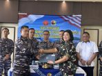 spers-tni-serahkan-sarana-dan-prasarana-seleksi-penerimaan-prajurit-tni-kepada-kodaeral-ii-padang
