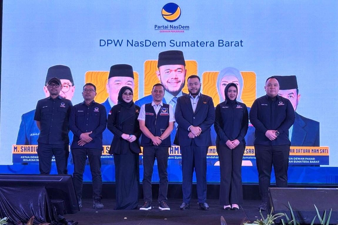 rakerwil-nasdem-sumbar,-fadly-amran:-kader-harus-junjung-keterbukaan-dan-transparansi rakerwil-nasdem-sumbar,-fadly-amran:-kader-harus-junjung-keterbukaan-dan-transparansi