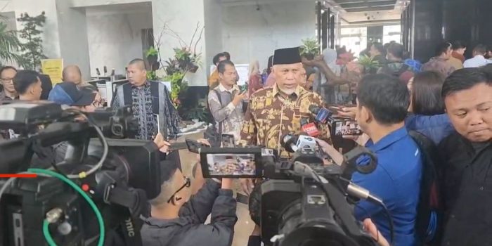 dana-transfer-daerah-berkurang, pemprov-sumbar-dorong-pemerintah-pusat-ambil-alih-pembayaran-gaji-asn
