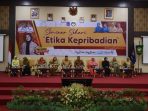 dharma-wanita-persatuan-kota-payakumbuh-gelar-seminar-sehari-“etika-kepribadian”