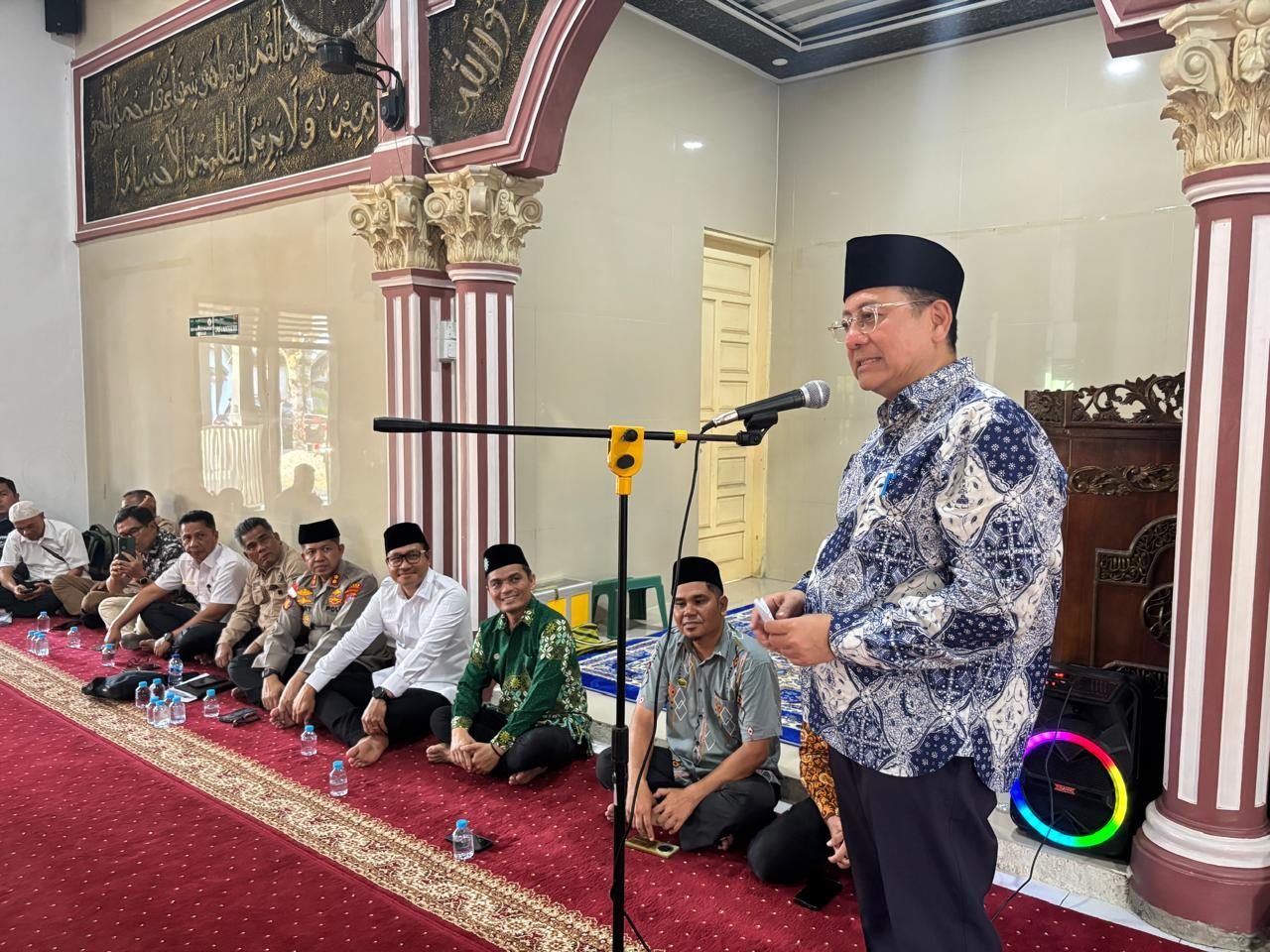 irman-gusman-dan-bupati-mentawai-tekankan-semangat-kebersamaan-dan-toleransi-di-kepulauan-mentawai irman-gusman-dan-bupati-mentawai-tekankan-semangat-kebersamaan-dan-toleransi-di-kepulauan-mentawai