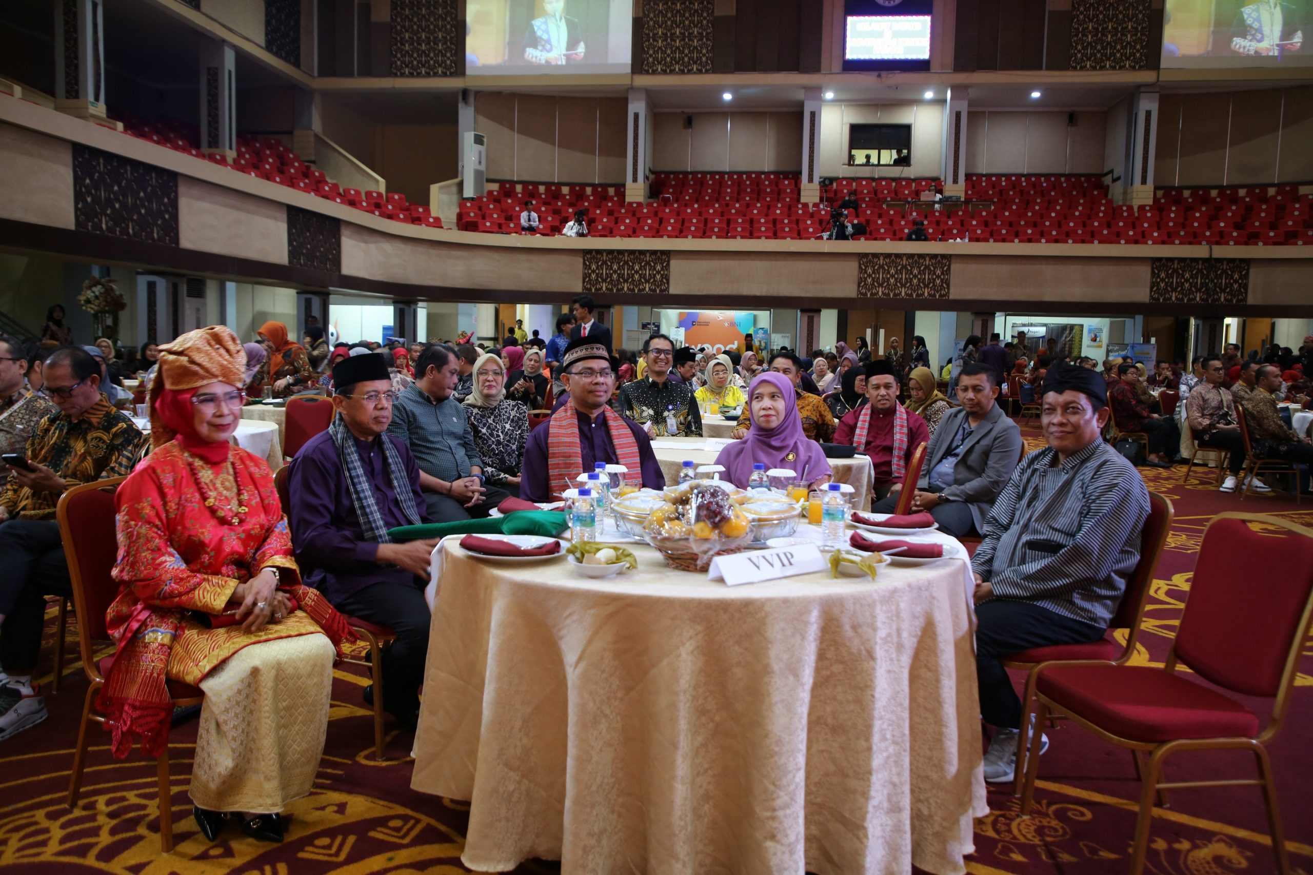 diikuti-18-universitas,-unp-jamu-peserta-konvensi-dan-konferensi-ke-12-paptekindo diikuti-18-universitas,-unp-jamu-peserta-konvensi-dan-konferensi-ke-12-paptekindo