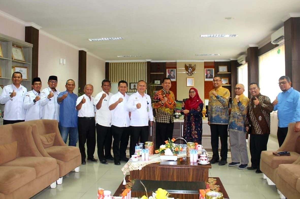 kunjungi-pemkab-pasaman,-uin-bukittinggi-jajaki-kerjasama-bidang-penelitian-dan-pendampingan-nagari kunjungi-pemkab-pasaman,-uin-bukittinggi-jajaki-kerjasama-bidang-penelitian-dan-pendampingan-nagari