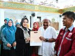 tp-pkk-dan-dwp-kota-padang-salurkan-bantuan-pada-korban-kebakaran-di-pemancungan