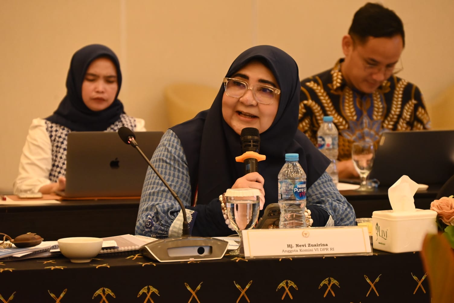 dorong-efisiensi-dan-transparansi,-nevi-zuairina-sambut-baik-rencana-presiden-prabowo-kurangi-jumlah-bumn dorong-efisiensi-dan-transparansi,-nevi-zuairina-sambut-baik-rencana-presiden-prabowo-kurangi-jumlah-bumn