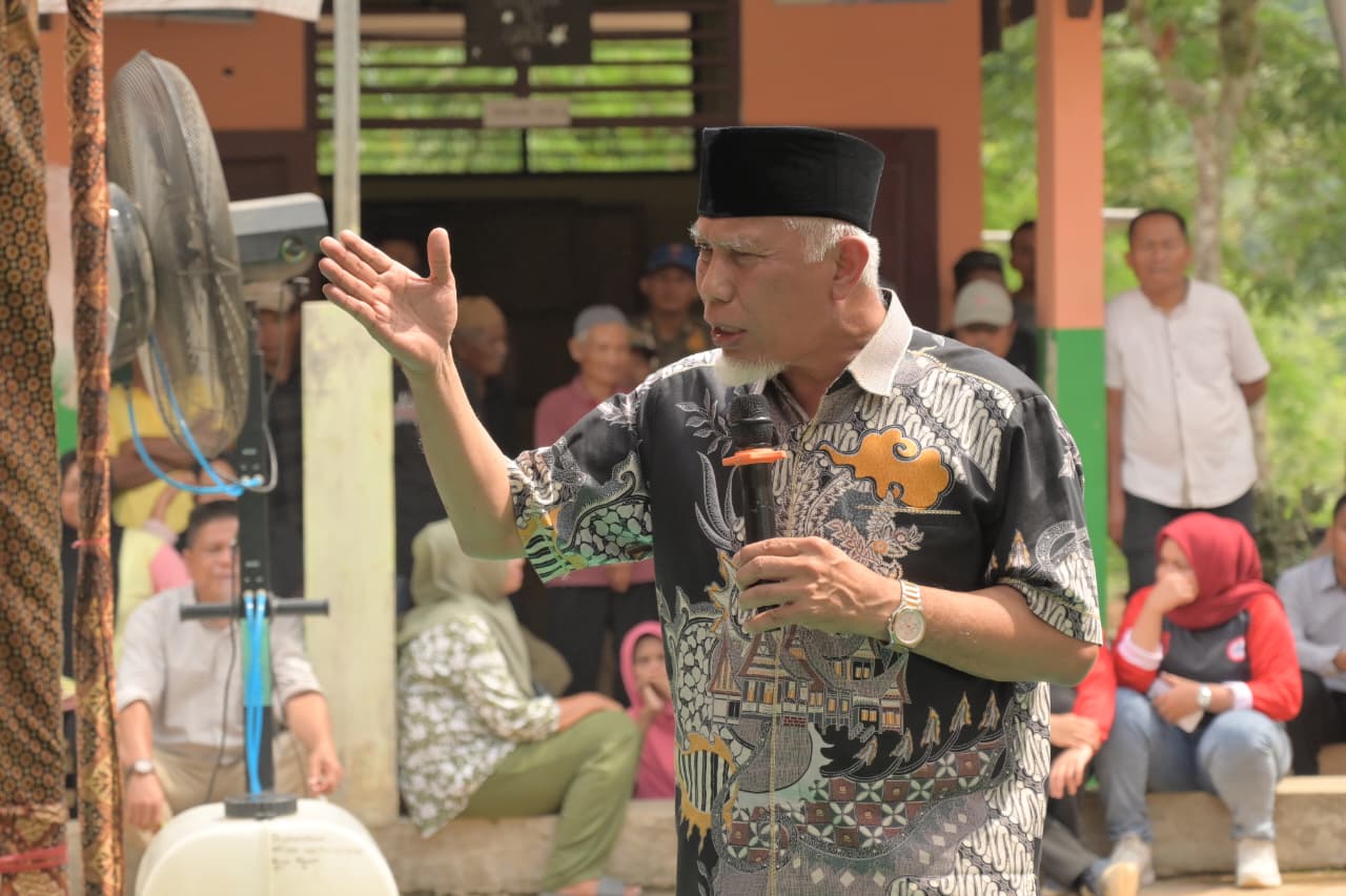 hut-idi-ke-75,-gubernur-mahyeldi-apresiasi-pengabdian-181-dokter-di-sijunjung hut-idi-ke-75,-gubernur-mahyeldi-apresiasi-pengabdian-181-dokter-di-sijunjung