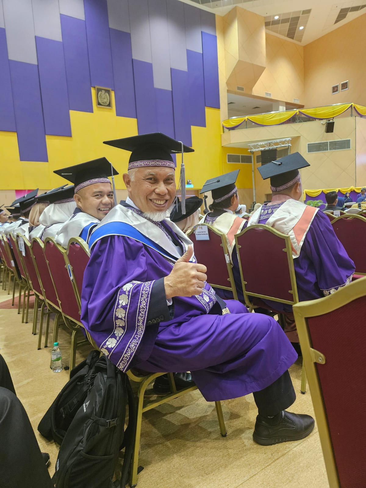 wisuda-di-unishams-kedah-malaysia, gubernur-mahyeldi-resmi-menyandang-gelar-magister-manajemen wisuda-di-unishams-kedah-malaysia, gubernur-mahyeldi-resmi-menyandang-gelar-magister-manajemen