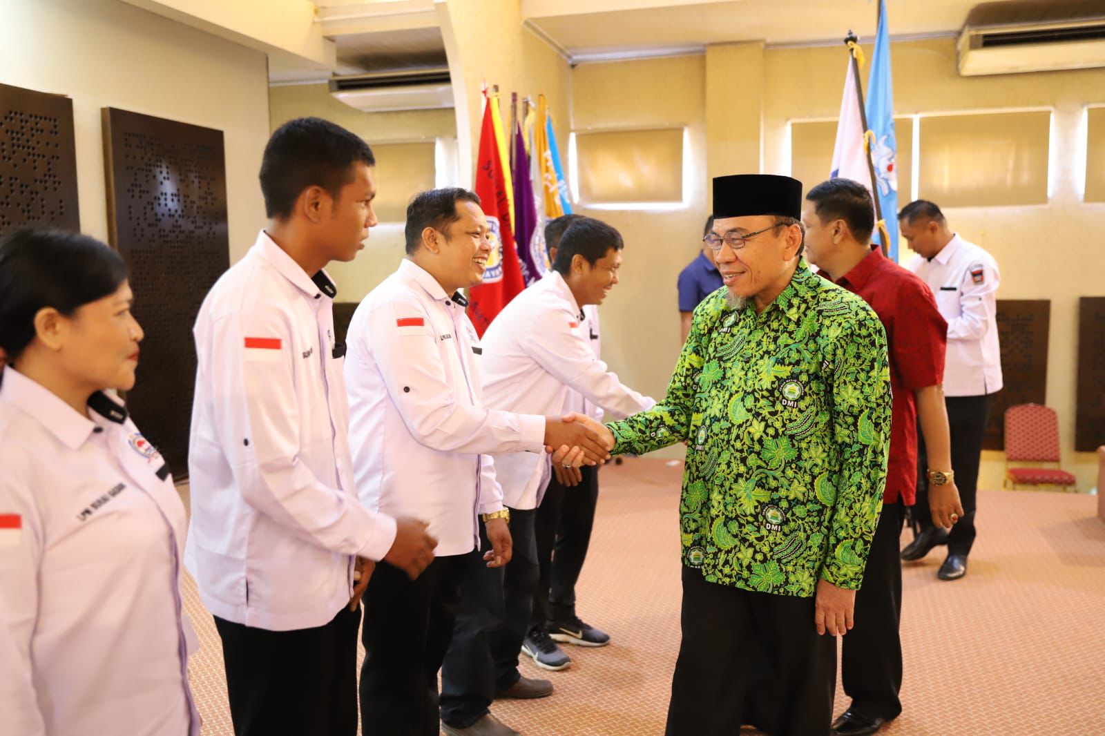 wawako-maigus-nasir-lantik-pengurus-lpm-kelurahan-surau-gadang-nanggalo wawako-maigus-nasir-lantik-pengurus-lpm-kelurahan-surau-gadang-nanggalo