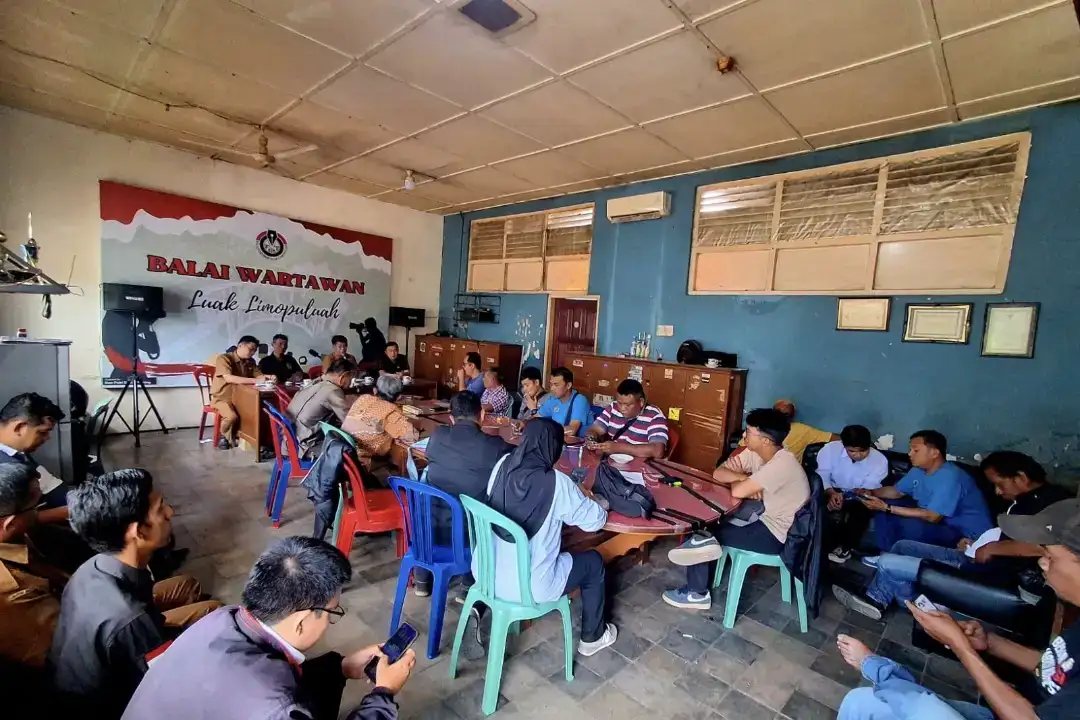 berkunjung-ke-balai-wartawan-luak-limopuluah,-ini-kata-kadis-kominfo-payakumbuh- berkunjung-ke-balai-wartawan-luak-limopuluah,-ini-kata-kadis-kominfo-payakumbuh-