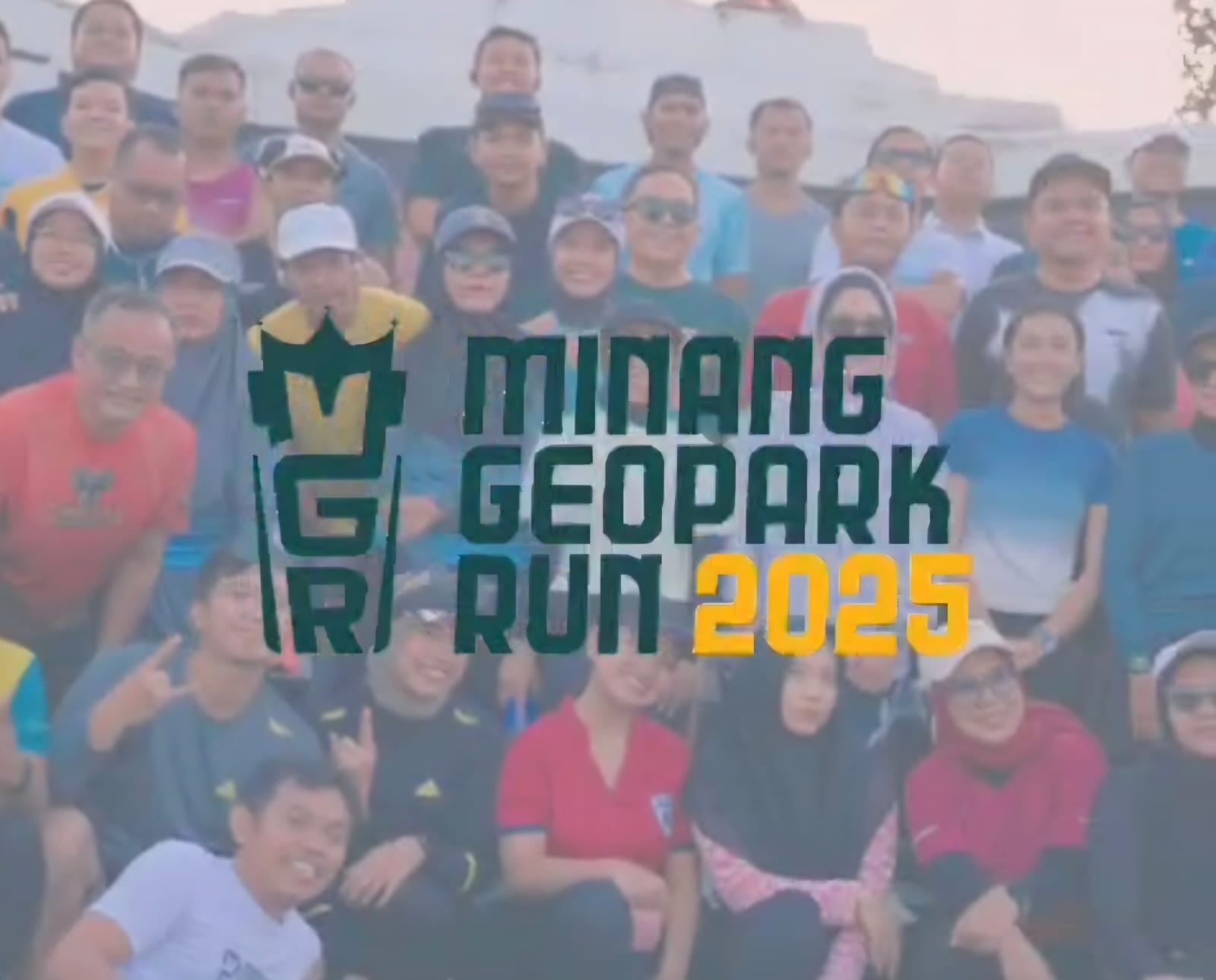 ngarai-sianok-bersolek-sambut-pelari-mgr-2025,-yv-tri-saputra:-so pasti-geliatkan-ekonomi-bukittinggi ngarai-sianok-bersolek-sambut-pelari-mgr-2025,-yv-tri-saputra:-so pasti-geliatkan-ekonomi-bukittinggi