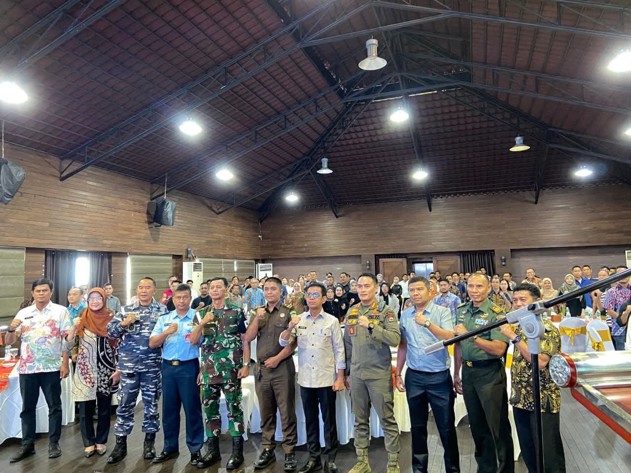 sosialisasikan-perda-trantibum-baru,-pemko-padang-komitmen-wujudkan-kota-yang-tertib-dan-nyaman sosialisasikan-perda-trantibum-baru,-pemko-padang-komitmen-wujudkan-kota-yang-tertib-dan-nyaman