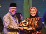 program-smart-surau-pemko-padang-raih-penghargaan-isna-2015